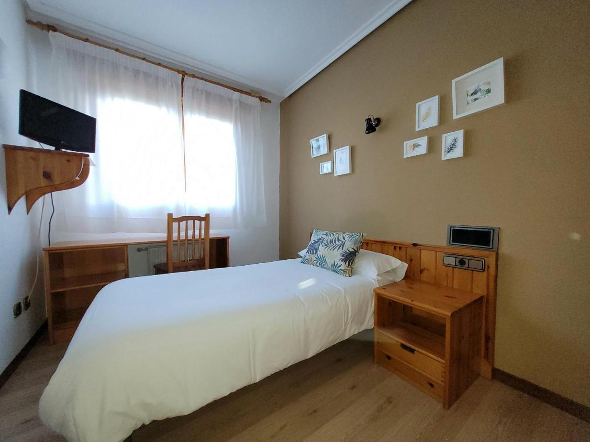 El Ciervo Hotel Villaciervos ภายนอก รูปภาพ