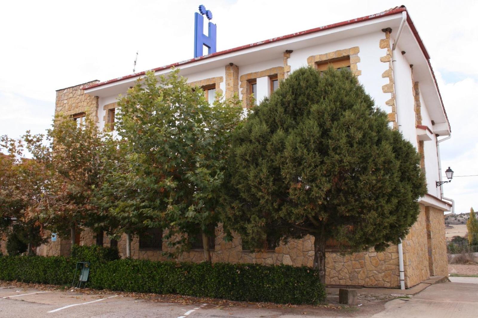 El Ciervo Hotel Villaciervos ภายนอก รูปภาพ